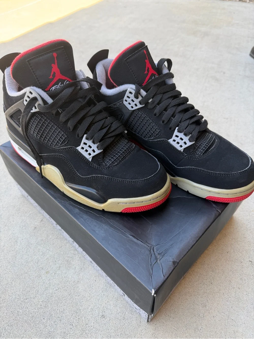 Jordan 4 Retro Bred (2019)
